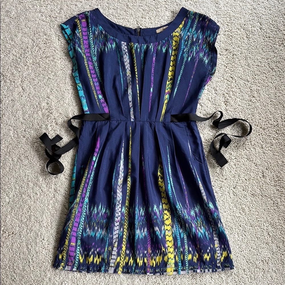 Colorful Patterned Dress with Ribbon Ties